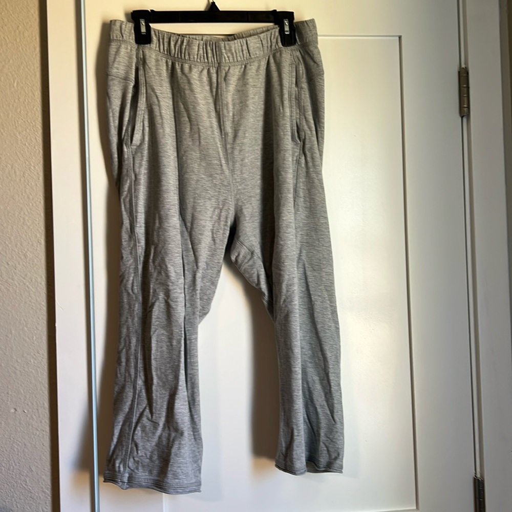 Lululemon sweatpants size 10